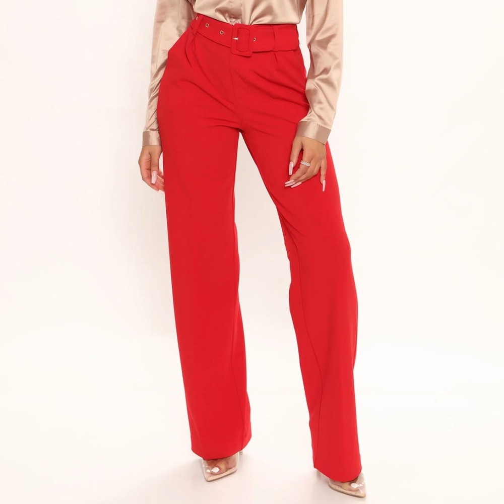 FASHION NOVA Size M Celine Belted Wide Leg Pant